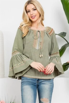 Top manga campana verde oliva talla pequeña boho bordado Foto 1 de 3