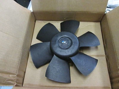 VENTILADOR RADIADOR PORSCHE 924S 944 TURBO 951 S2 968 NUEVO  Foto 1 de 3
