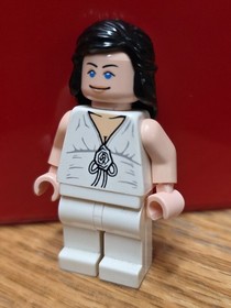 Marion Ravenwood White Outfit 7683 7621 Indiana Jones LEGO&reg; Minifigure Figure