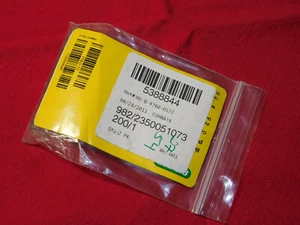 Bio-Rad DuoFlow F40 Piston Seals: 2 pcs w/Seal Tool; 760-0172 - Picture 1 of 4