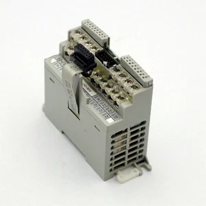 Allen Bradley 16PT. VAC/VDC Relay Output 1762-OW16 **TESTED** - Picture 1 of 3