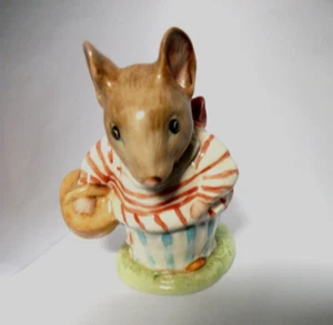 BESWICK BEATRIX POTTER MRS TITTLEMOUSE GOLD OVAL BACKSTAMP BP2A R WARNE & Co. - Picture 1 of 4