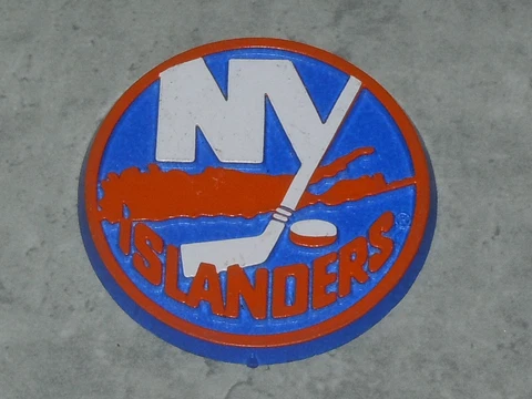 NEW YORK ISLANDERS RARE Vintage NHL RUBBER Hockey FRIDGE MAGNET Standings Board Cover