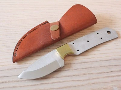 Cuchillo en blanco Full Tang de 7,5” funda de cuero de acero al carbono forjado a mano Foto 1 de 4