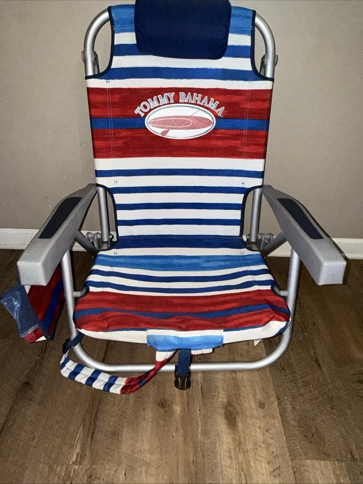 Tommy Bahama Mochila Plegable Silla de Playa Rojo Blanco Azul Colores De Colección Foto 1 de 4