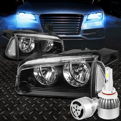 FAROL CARCAÇA PRETA + CANTO CLARO + LED BRANCO 9006 HID COM VENTILADOR PARA CARREGADOR 06-10 - Imagem 1 de 4