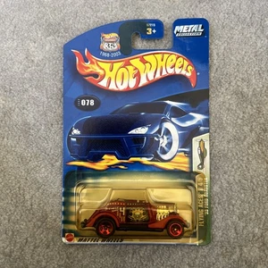 2003 Hot Wheels Flying Aces II ‘33 Ford Roadster Red - Picture 1 of 3