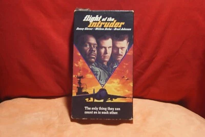 Flight Of The Intruder (VHS, 1991) Danny Glover - Willem Dafoe Adventure - Image 1 of 3