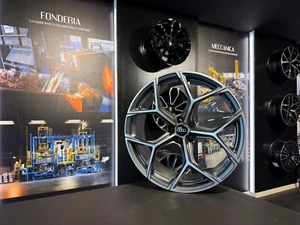SET4 CERCHI IN LEGA cupra DA 19 8,5X19 ET 45 GMP ULTRIVITY - Imagen 1 de 1
