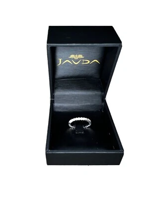 14k white gold hexagon diamond eternity band Chaumet Bee My Love - Image 1 of 4