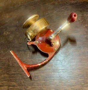 1958 TAICO GOLDEN CUB Spinning Reel JAPAN Burgundy - Very Nice! - Picture 1 of 7