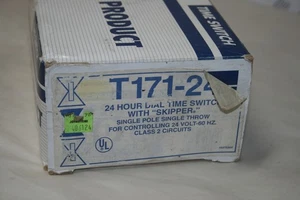 Intermatic T171 - 24 Hour Dial Time Switch w/ Skipper. Single Pole Single Throw - Picture 1 of 8