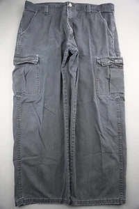 Pantalones de carga auténticos Wrangler para hombre negros descoloridos talla 38x30 (MSR 38x28) - Imagen 1 de 11