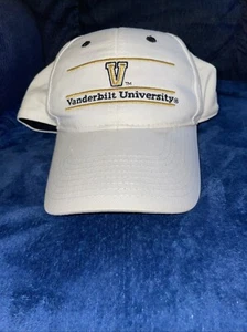 Vintage Vanderbilt Hat - Picture 1 of 2