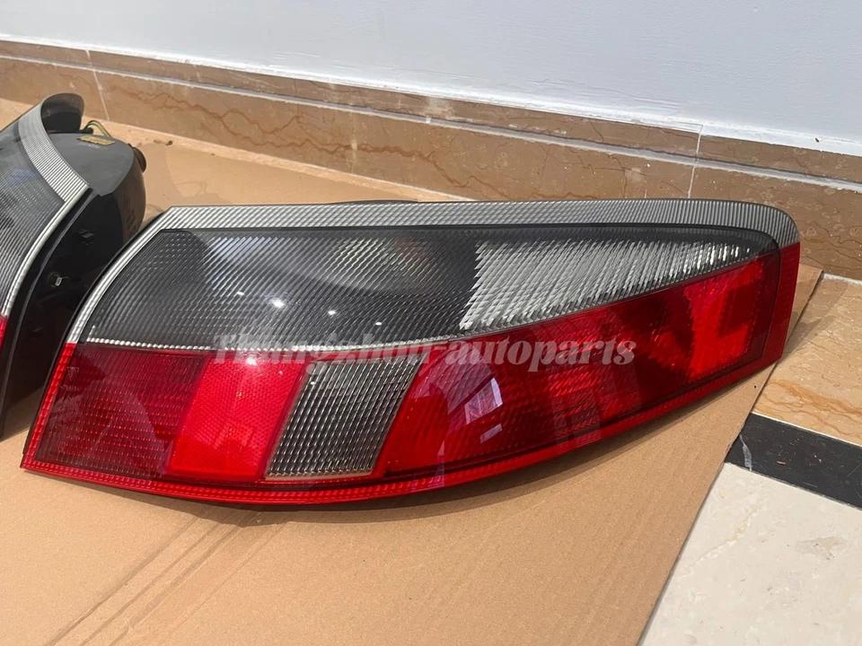 Lámpara de parada de luz trasera de panel de cuarto lateral derecho para Porsche 996 Carrera 911 Foto 1 de 2