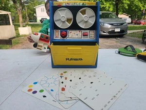 Juguete de colección 1972 Playskool carrete a carrete Play N Learn computadora interactiva 6 cartas - Imagen 1 de 5
