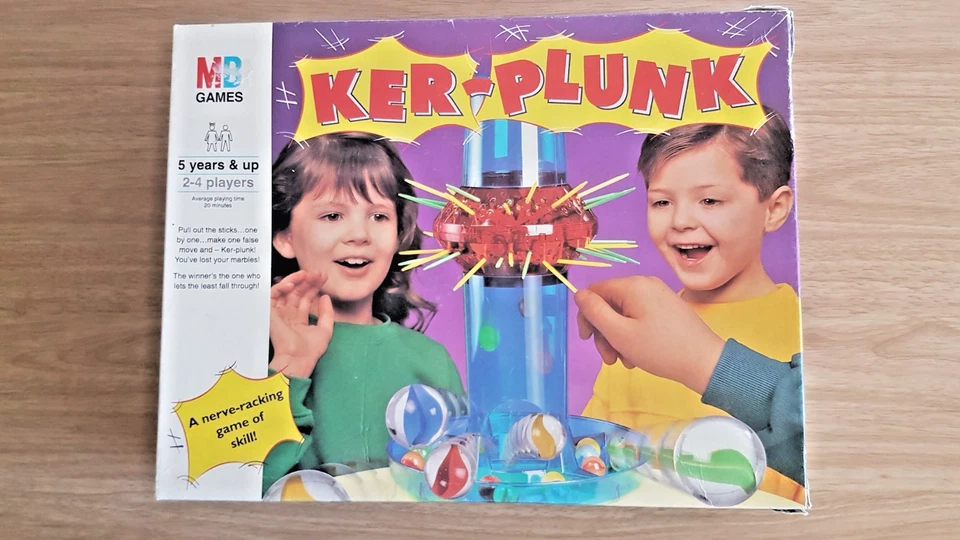 KER-PLUNK 1994 MB GAMES. 5 YEARS PLUS . COMPLETE & FAIR CONDITION. LID TATTY - Image 1 of 4