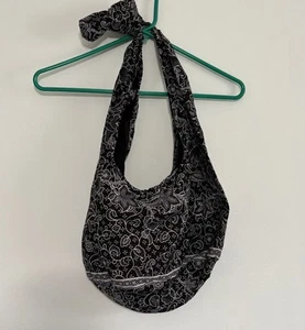 Hippie Hobo Sling Umhängetasche schwarz weiß Handtasche Handarbeit Reißverschluss Damen - Bild 1 von 7