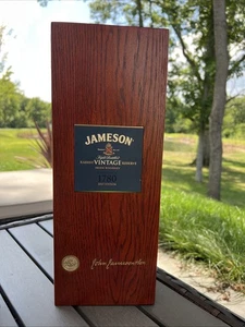 Jameson Rarest Vintage Reserve Irish Whiskey- 2007 Edition- Box Only - Picture 1 of 17