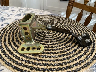 🔥Harley-Davidson Touring Front Driver Backrest Mount Bracket Assembly🔥 - Image 1 of 4