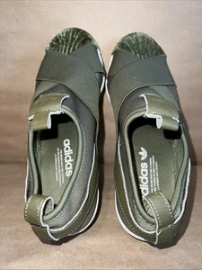 Adidas ORIGINALS SUPERSTAR Slip On Cargo Gamuza BZ0647 OLIVA, EE. UU. Talla 9 - Imagen 1 de 6