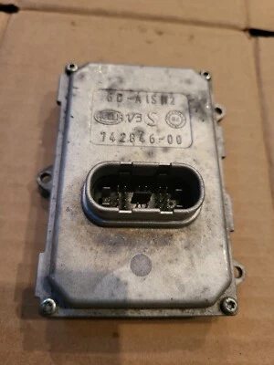 MÓDULO DE CONTROL MERCEDES-BENZ E320 E350 E500 (5DF 008 704-00) USADO OEM Foto 1 de 2