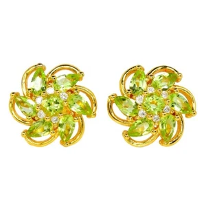 NATURAL AAA GREEN PERIDOT BRASS YELLOW GOLD PLATED FLOWER STUD EARRING - Picture 1 of 6