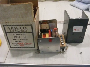 White Rogers Honeywell Type 11c05 101 hot water controls - Picture 1 of 5
