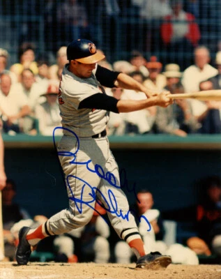 BROOKS ROBINSON SIGNED AUTOGRAPHED 8x10 PHOTO BALTIMORE ORIOLES HERO BECKETT BAS - Image 1 of 2