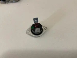OEM GOODMAN JANITROL AMANA 101235-29 L300F MANUAL RESET LIMIT SWITCH - Picture 1 of 3