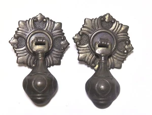 2 MATCHING METAL TEAR DROP DRAWER PULLS - Picture 1 of 3