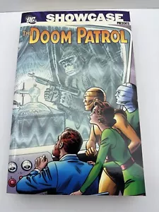 DC Showcase Presents The Doom Patrol Volumen 1 TPB 2009 - Imagen 1 de 6