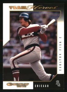 Carlton Fisk 2003 Donruss Team Heroes #121 BASEBALL Card - Picture 1 of 2