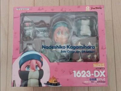 Nendoroid Nadeshiko Kagamihara Solo Camp Ver. Figura Laid-Back Camp Max Factory Foto 1 de 4