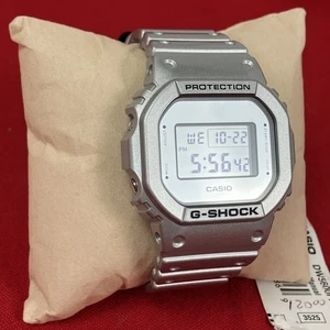 Casio G-Shock 5600 Futuristic Series Uhr DW5600FF-8 - Bild 1 von 4