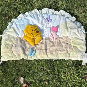 Raro peluche decorazione testiera culla asilo Pooh and Piglet vintage 2002 - Foto 1 di 14