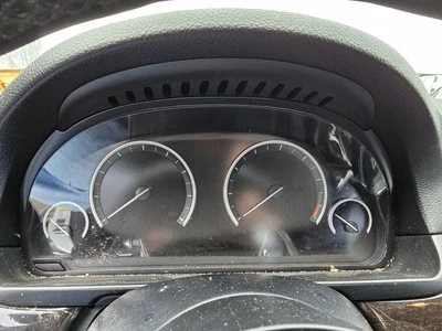 BMW 535i 2013-2016 velocímetro panel (mph): con pantalla frontal  Foto 1 de 4