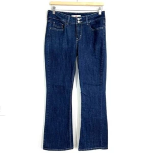 Pantalones de mezclilla Levi's 526 corte bota delgado para mujer 29x30 bolsillos elásticos con solapa cómodos - Imagen 1 de 9