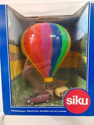 Siku 3728 Mongolfiera con Mercedes ML320 e rimorchio 1/64 - Immagine 1 di 2