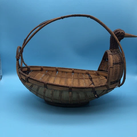 Rattan Wicker Swan Goose Duck Bird Basket Retro Vintage Handmade Cover