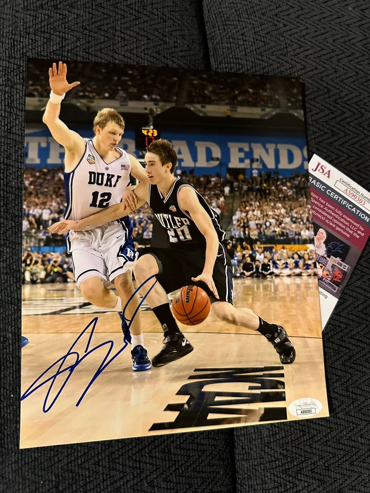 Gordon Hayward Autographed Signed 8 X 10 Photo JSA Authentication COA Butler Bulldogs 