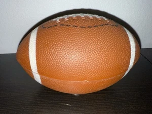 Vintage Notre Dame Victory March Song Fußball geformte Spieluhr 7,5” x 4,5” - Bild 1 von 8