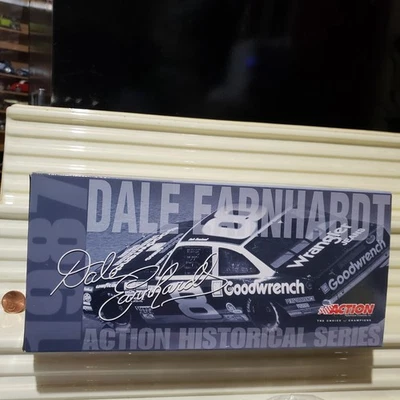Action 1/24 #8 DALE EARHARDT GM ЗАПЧАСТИ ГАЕЧНОГО КЛЮЧА 1987 Chevy Nova CW BANK NuBxd* - Изображение 1 из 4