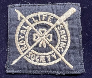 VINTAGE ROYAL LIFE SAVING SOCIETY EMBROIDERED CLOTH PATCH BADGE - Picture 1 of 3