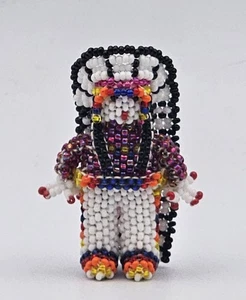 Zuni Perlen Indianer Indianer Häuptling Perlen Puppe ~ signierte Miniatur Perlenarbeiten - Bild 1 von 12