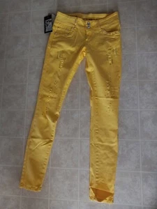 LIA VERONA {Size 7} Yellow Color BLING Rhinestone Skinny Jeans NWT! - Picture 1 of 4
