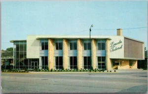 BERWYN, Illinois Postcard Lincoln Federal Savings & Loan Bank / Street View - Picture 1 of 2