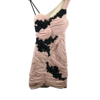 Vestido Roberta Floral Fuera del Hombro Talla 1/2 Foto 1 de 4