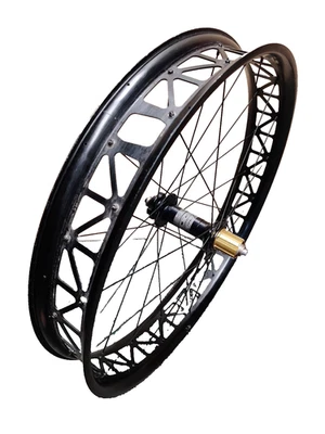 Заднее колесо Specialized Fatboy 90 мм 26 дюймов с ступицей Hope PRO2 EVO FATSNO QR 190 - Изображение 1 из 4