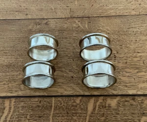 ANTIKE VERSILBERTE SERVIETTENRINGE x 4 - Bild 1 von 2